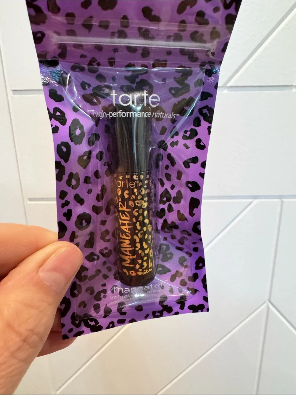 Tarte Maneater Voluptuous Mascara Black 2mL Sample NIB